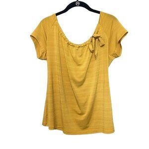 Suzie in the City Yellow Scoop Neck with Tie Pull Over Top Women's Size Medium